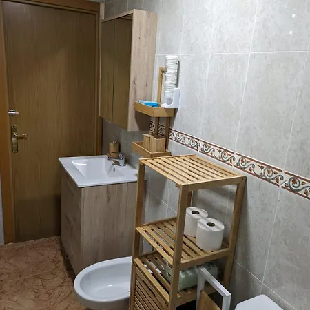 Con Piscina, Barbacoa Y Jacuzzi En Valencia