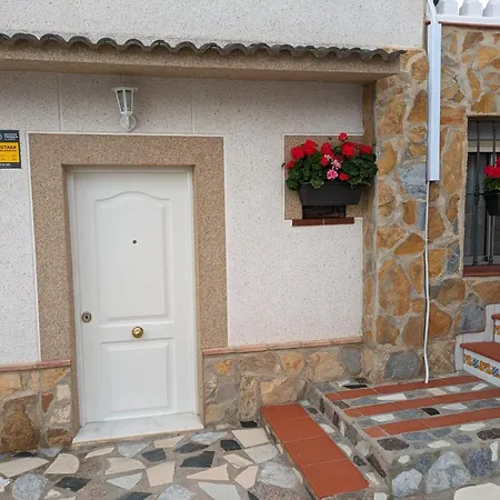 Con Piscina, Barbacoa Y Jacuzzi En Valencia